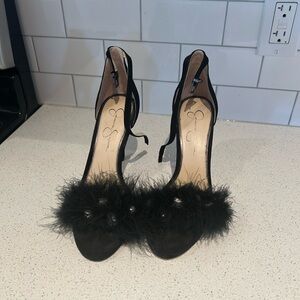 Furry and gemmed pumps
